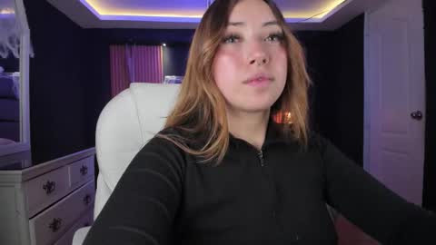 Snapshot of mariana_castro9 chatting on 31, 10, 2025 Mariana Castro online show from 31, 10, 2025