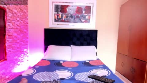 mariana mauricio online show from 20, 4, 2026