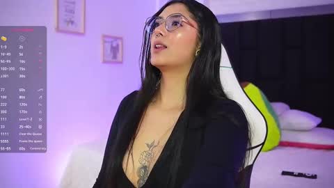 Mariana  online show from 8, 9, 2025