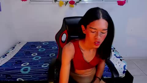 Snapshot of mariana_ofc chatting on 11, 3, 2025 Mariana online show from 11, 3, 2025