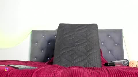 Snapshot of mariana_preciado chatting on 17, 1, 2025 Mariana Preciado online show from 17, 1, 2025