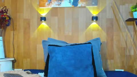 Mariana Angel online show from 15, 4, 2026