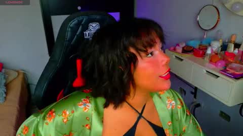 Mariana Prada online show from 13, 10, 2025