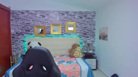 Mariana online show from 17, 12, 2024