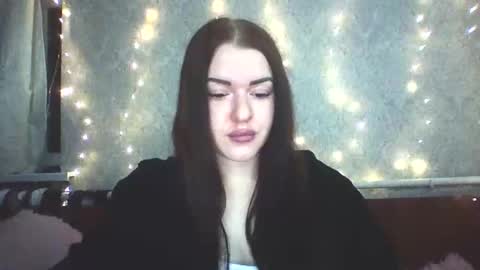 Snapshot of mariangloom chatting on 25, 4, 2026 mariangloom online show from 25, 4, 2026
