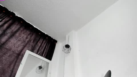 Snapshot of mariannelove77 chatting on 8, 2, 2025 marianne online show from 8, 2, 2025