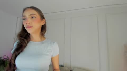 Maria Pettit online show from 4, 7, 2026