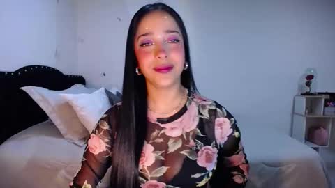 Nicolle online show from 15, 10, 2025