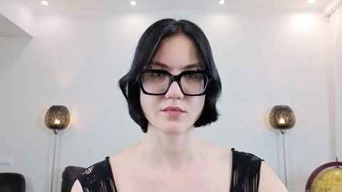 Marie Fitch online show from 8, 1, 2026