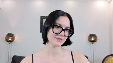 Marie Fitch online show from 15, 1, 2026