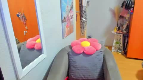 Marie   online show from 28, 2, 2025