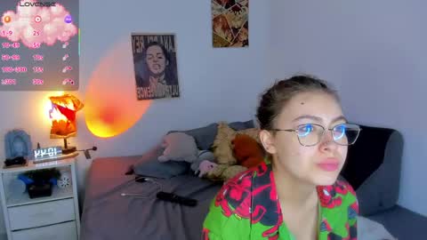 Snapshot of marieetaylor chatting on 27, 4, 2026 Mariee online show from 27, 4, 2026