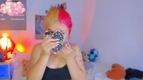 Snapshot of marieetaylor chatting on 18, 5, 2026 Mariee online show from 18, 5, 2026