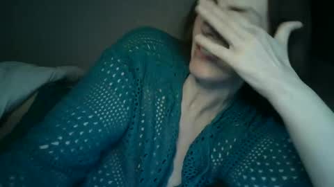 Mariejojo online show from 3, 12, 2025