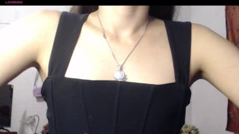 Snapshot of mariel_sins21 chatting on 10, 9, 2025 Mariie online show from 10, 9, 2025