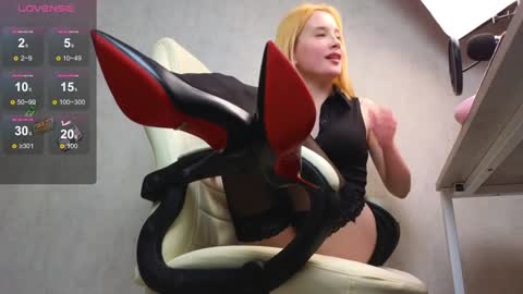 Snapshot of marietta__castro chatting on 13, 12, 2024 Marietta online show from 13, 12, 2024