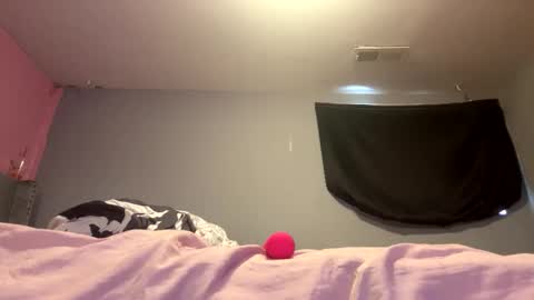 Snapshot of mariexxx22 chatting on 16, 5, 2026 eMariexxx online show from 16, 5, 2026