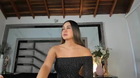 Marihana online show from 4, 3, 2025