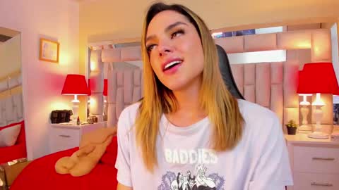 mariiahneedles online show from 3, 1, 2025