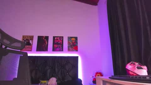 Mariana Hasper online show from 31, 10, 2025