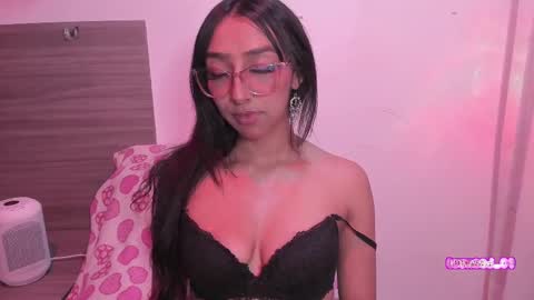 Snapshot of marijaneh chatting on 25, 2, 2025 Luna Dulk online show from 25, 2, 2025