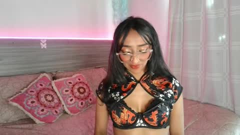 Snapshot of marijaneh chatting on 16, 4, 2026 Luna Dulk online show from 16, 4, 2026