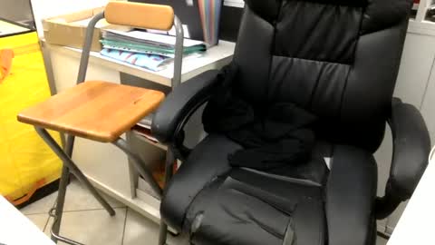 Mary... online show from 6, 3, 2025