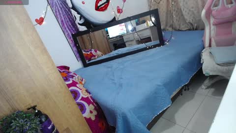 Snapshot of marillynjones_ chatting on 22, 12, 2024 Marillyn online show from 22, 12, 2024