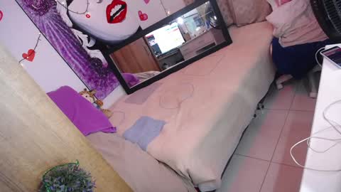 Marillyn  online show from 28, 1, 2025