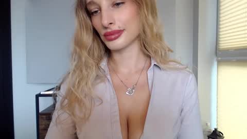 Snapshot of marilyndevilish chatting on 24, 1, 2025 MarilynDevilish online show from 24, 1, 2025