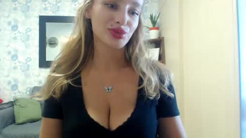 Snapshot of marilyndevilish chatting on 17, 11, 2025 MarilynDevilish online show from 17, 11, 2025