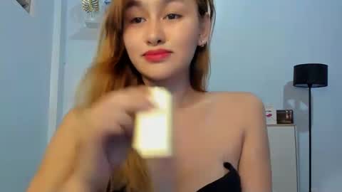 Snapshot of marimaraldama chatting on 16, 12, 2024 Anngilbuena online show from 16, 12, 2024