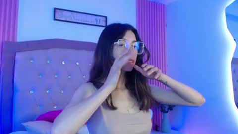 marinette online show from 18, 3, 2026