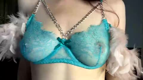 Snapshot of marinpeach chatting on 11, 9, 2025 Maria and Martin online show from 11, 9, 2025