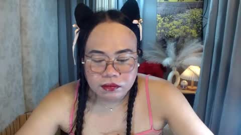 LEAH online show from 30, 6, 2026