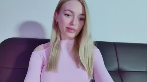 Snapshot of mariwell chatting on 31, 5, 2026 mariwell online show from 31, 5, 2026