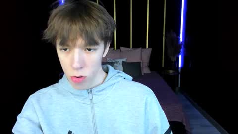 Mark online show from 16, 2, 2026