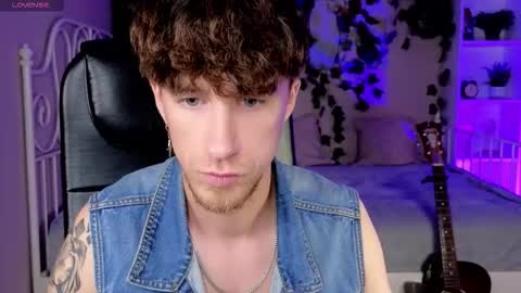 mark_caron online show from 10, 10, 2025