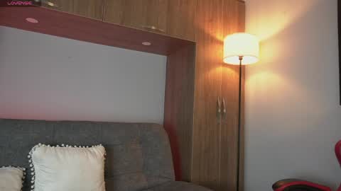 Mark online show from 9, 4, 2026