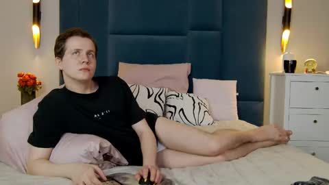 Snapshot of mark_hot_ chatting on 24, 3, 2026 Mark online show from 24, 3, 2026