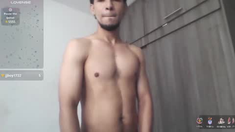 MODEL Mark Rut online show from 1, 1, 2025