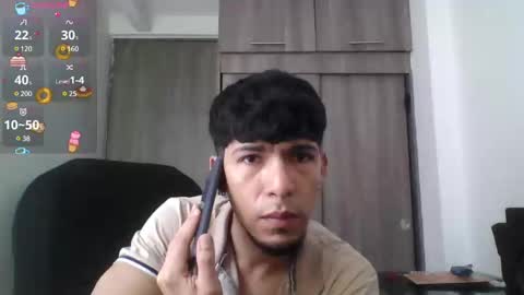 MODEL Mark Rut online show from 1, 2, 2025