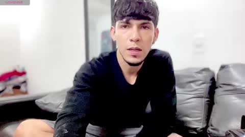 MODEL Mark Rut online show from 20, 2, 2025