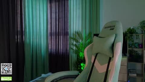 Snapshot of mark_safr chatting on 29, 11, 2025 Mark online show from 29, 11, 2025