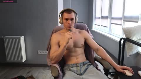 Mark online show from 1, 2, 2025