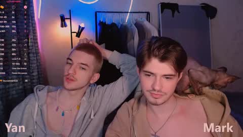 Snapshot of mark_sun chatting on 19, 11, 2025 Mark online show from 19, 11, 2025