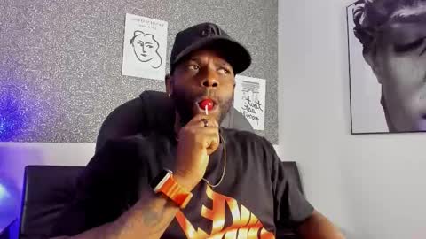 Snapshot of mark_vega chatting on 20, 2, 2026 Mark online show from 20, 2, 2026