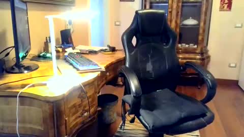 Snapshot of markmarkmark00 chatting on 3, 3, 2025 markmarkmark00 online show from 3, 3, 2025