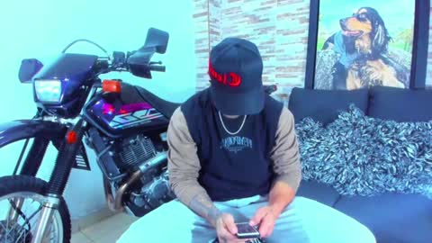 Sebastian online show from 17, 12, 2024