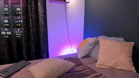 Snapshot of marksantozz chatting on 18, 11, 2025 Mark Santos online show from 18, 11, 2025